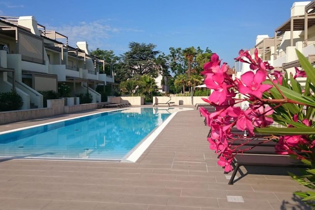 Residence Jesolo Lido Centro Con Piscina Exterior foto